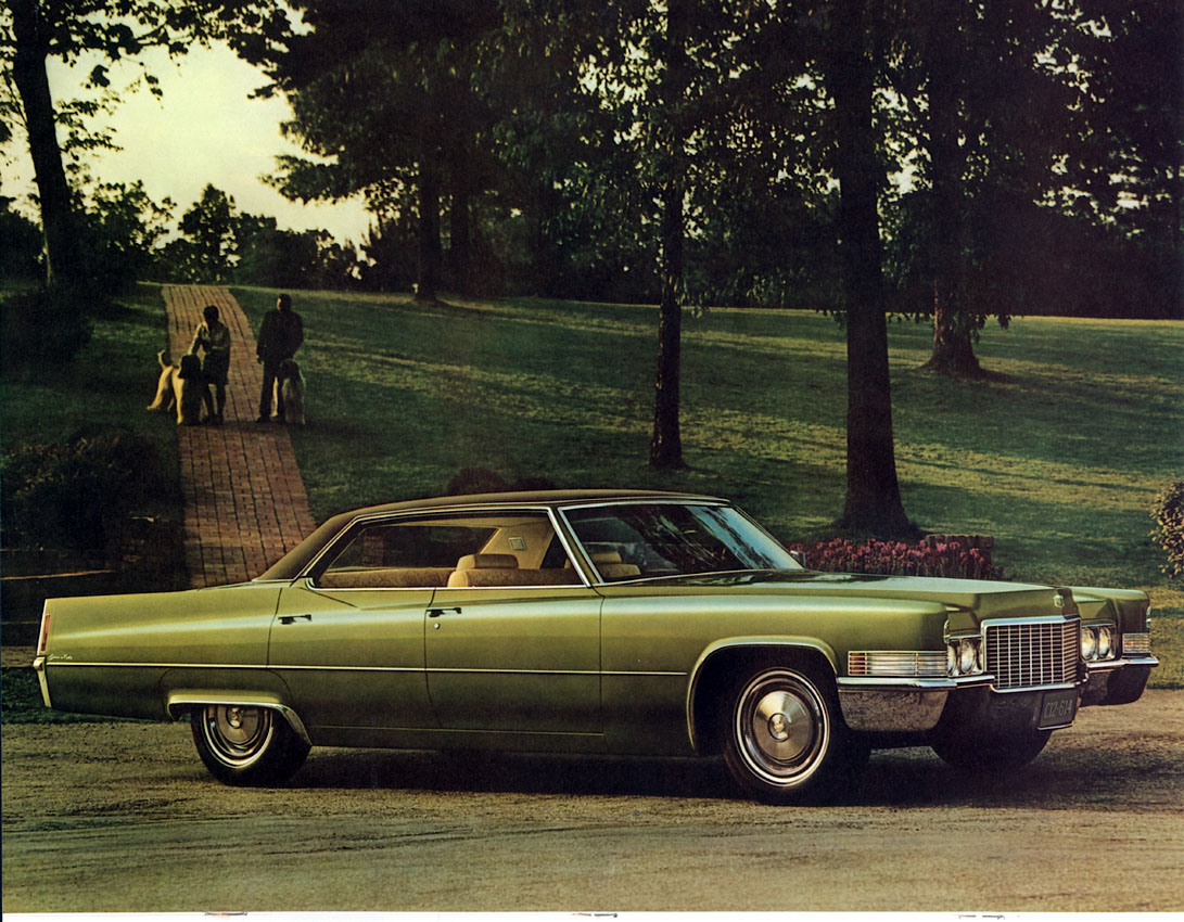 1970 Cadillac Brochure Page 2